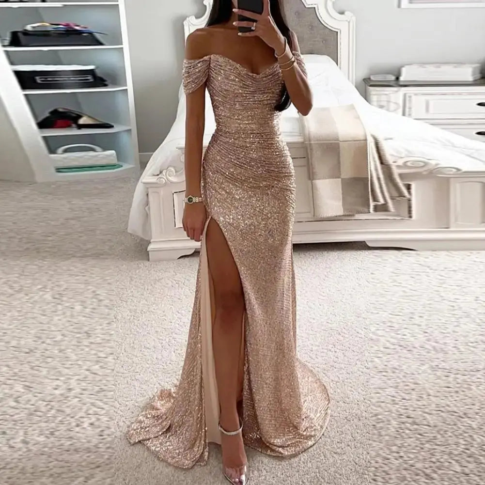 2025 elegante vestido con hombros descubiertos, vestido con cuello en V, lentejuelas plisadas, manga corta, cintura ajustada, Maxi vestido de fiesta de noche dividido - SYN PERU
