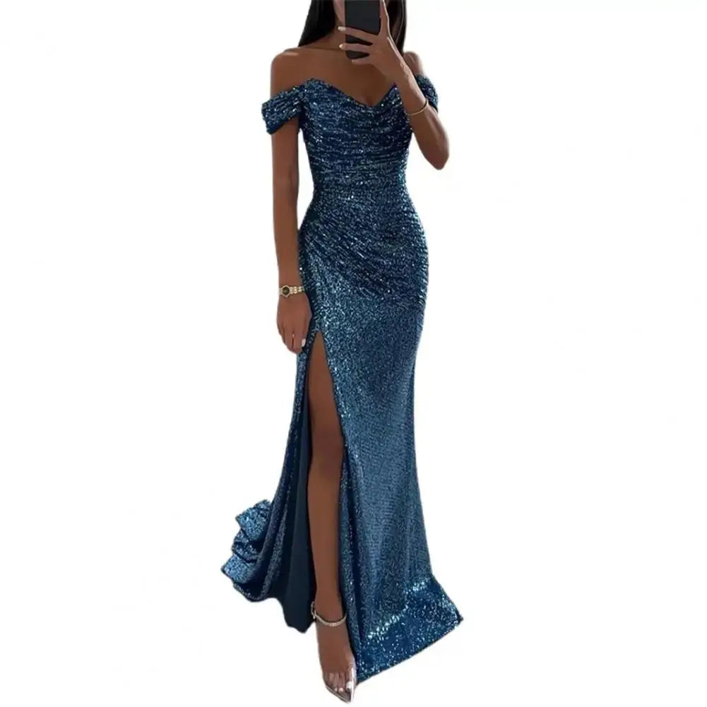 2025 elegante vestido con hombros descubiertos, vestido con cuello en V, lentejuelas plisadas, manga corta, cintura ajustada, Maxi vestido de fiesta de noche dividido - SYN PERU