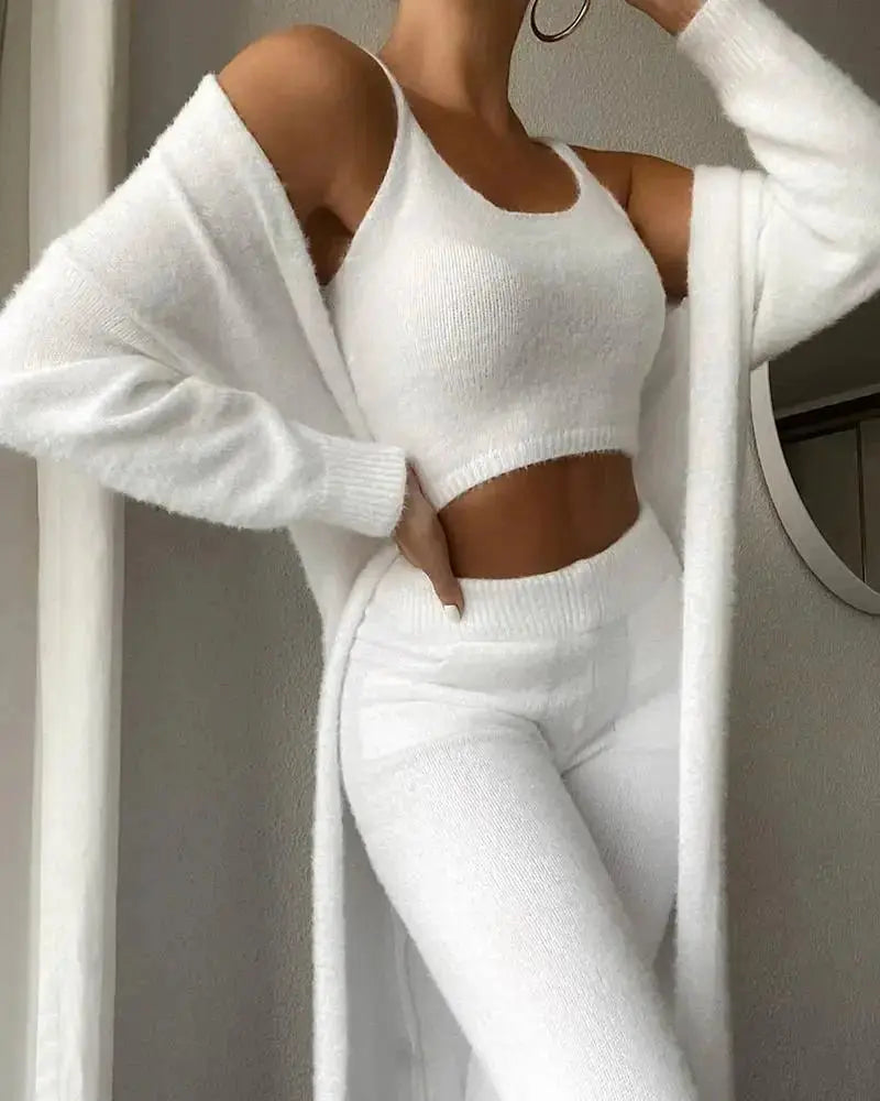3 - Piece Fuzzy Fleece Loungewear Set - SYN PERU
