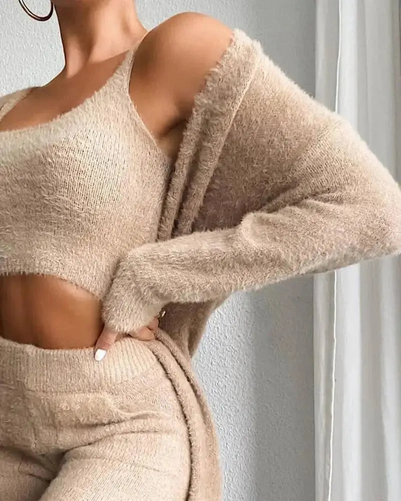 3 - Piece Fuzzy Fleece Loungewear Set - SYN PERU