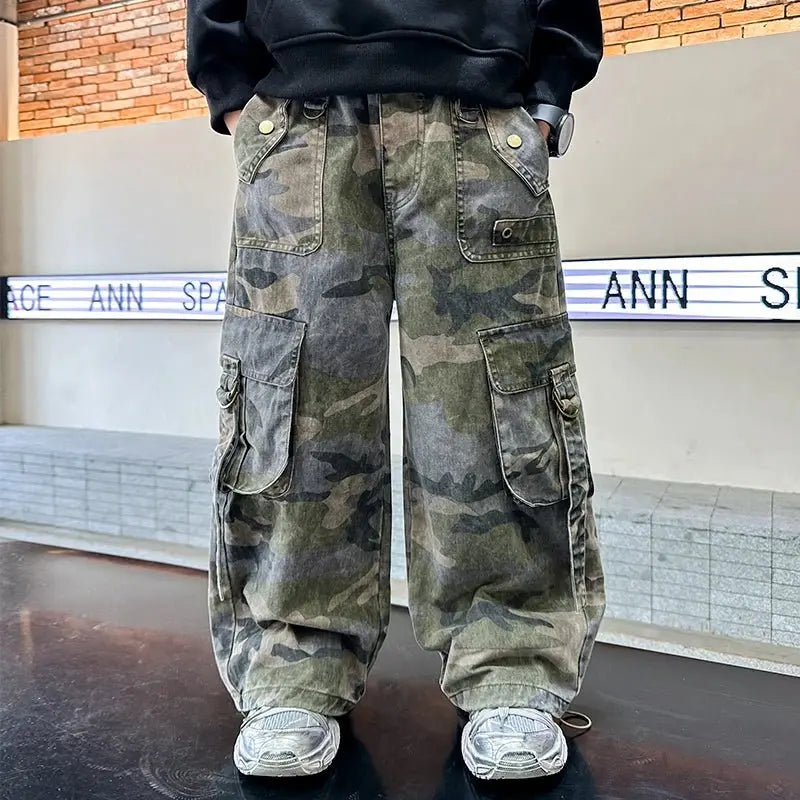 Nuevos pantalones Cargo de camuflaje con múltiples bolsillos y estilo de otoño para niños y adolescentes, pantalones holgados informales Harajuku Hip Hop y2k 5 - 14 T - SYN PERU