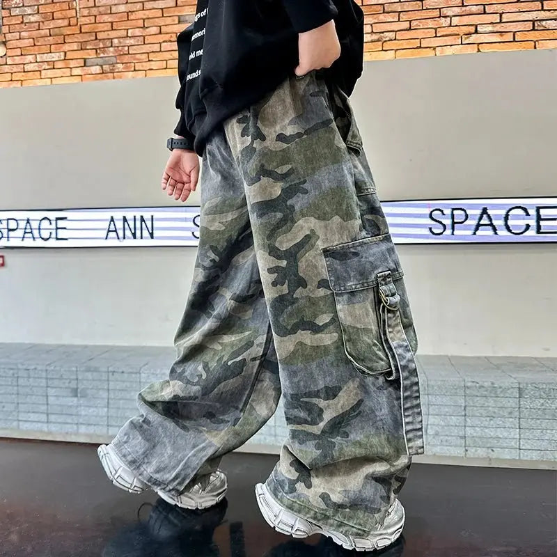 Nuevos pantalones Cargo de camuflaje con múltiples bolsillos y estilo de otoño para niños y adolescentes, pantalones holgados informales Harajuku Hip Hop y2k 5 - 14 T - SYN PERU
