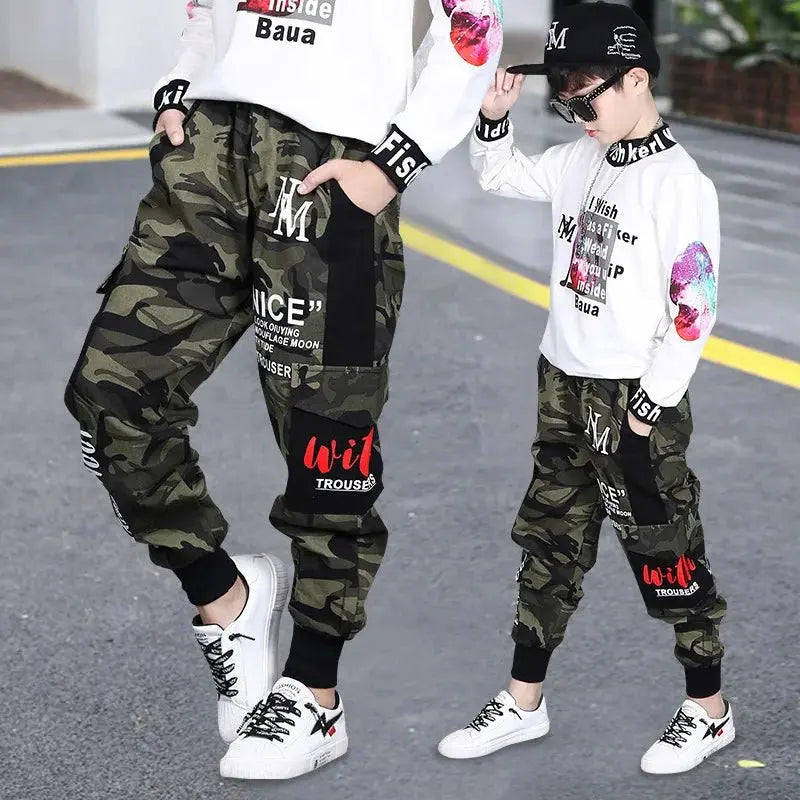 Pantalones de camuflaje para niños otoño 2025, nueva tendencia, pantalones deportivos para niños grandes, pantalones Cargo sueltos informales para niños de 4, 8, 9, 12 años, ropa para niños - SYN PERU