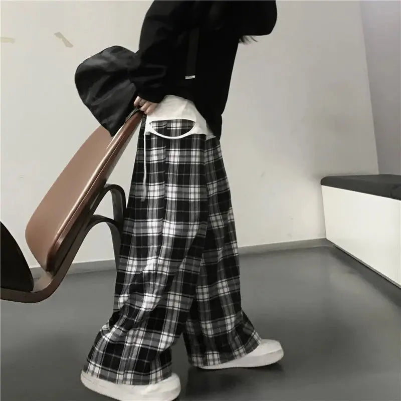 Pantalones de chándal de gran tamaño para mujer, pantalón informal a cuadros negros, holgado, con bolsillos de cintura elástica, Hip Hop, Unisex - SYN PERU