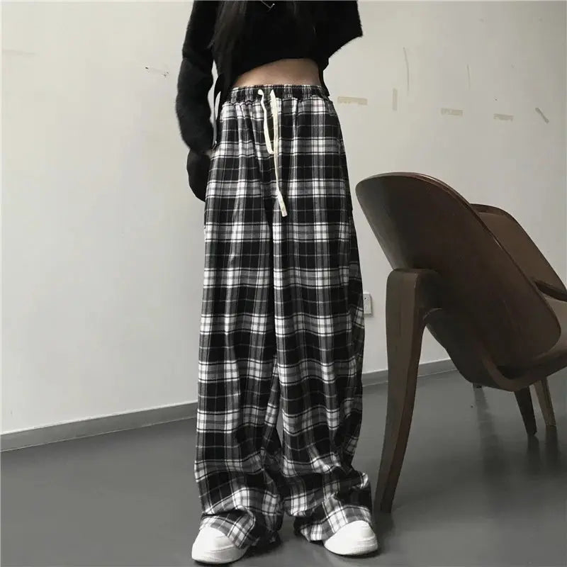 Pantalones de chándal de gran tamaño para mujer, pantalón informal a cuadros negros, holgado, con bolsillos de cintura elástica, Hip Hop, Unisex - SYN PERU