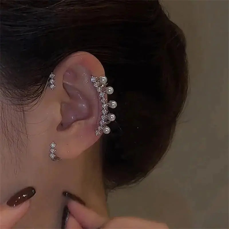 Silver Color Pearl Ear Cuff – Vintage Crystal Zircon Ear Clip, No Piercing Required, Fashion Jewelry for Women - SYN PERU