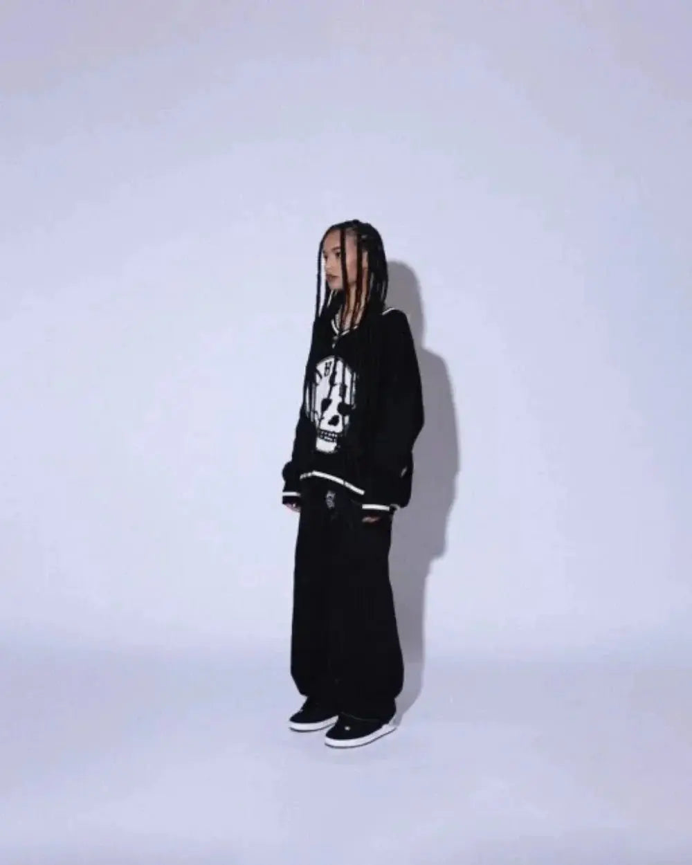 Vaqueros Y2K para hombre, pantalones vaqueros sueltos lavados con bordado de calavera retro de hip - hop, nuevos pantalones de pierna suelta informales de pierna recta, ropa de calle - SYN PERU